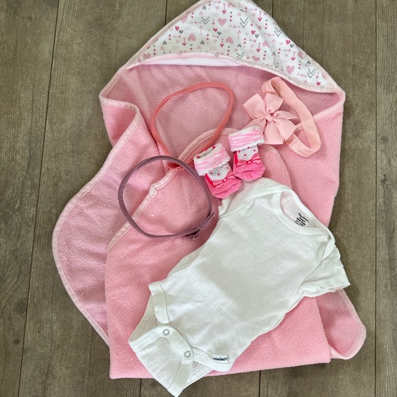 Newborn baby girl bundle lot - Picture 6 of 11